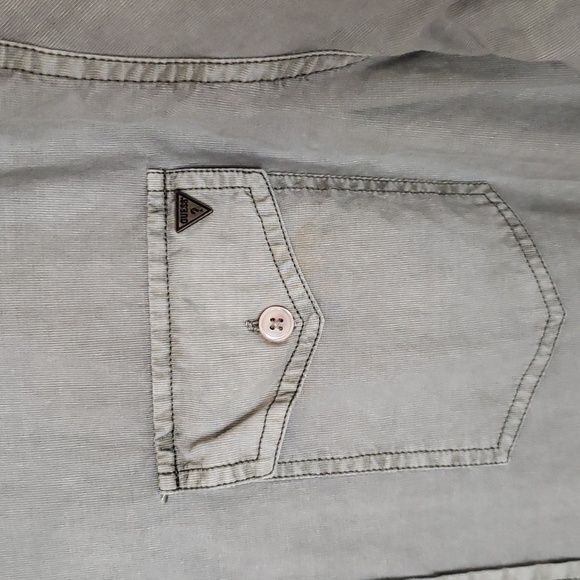 Guess Vintage sage green button up shirt, long sleeve, chest pockets, me… - Picture 5 of 8